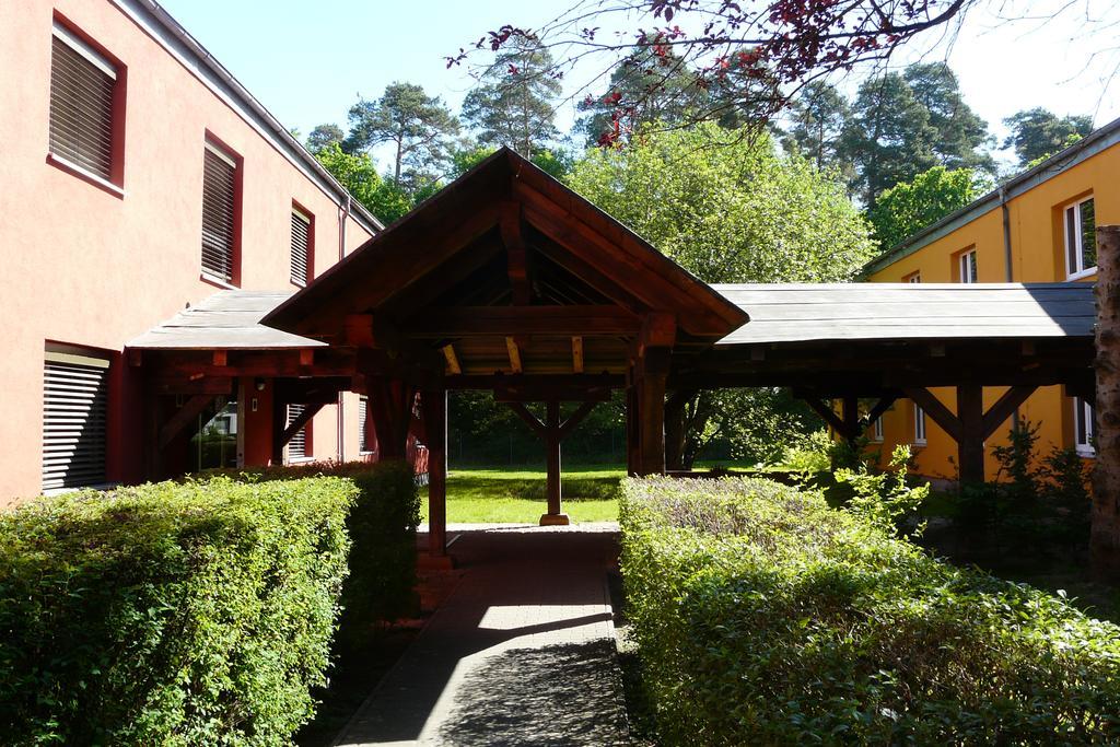 Hotel Kreuzbruchhof Burg Stargard Экстерьер фото