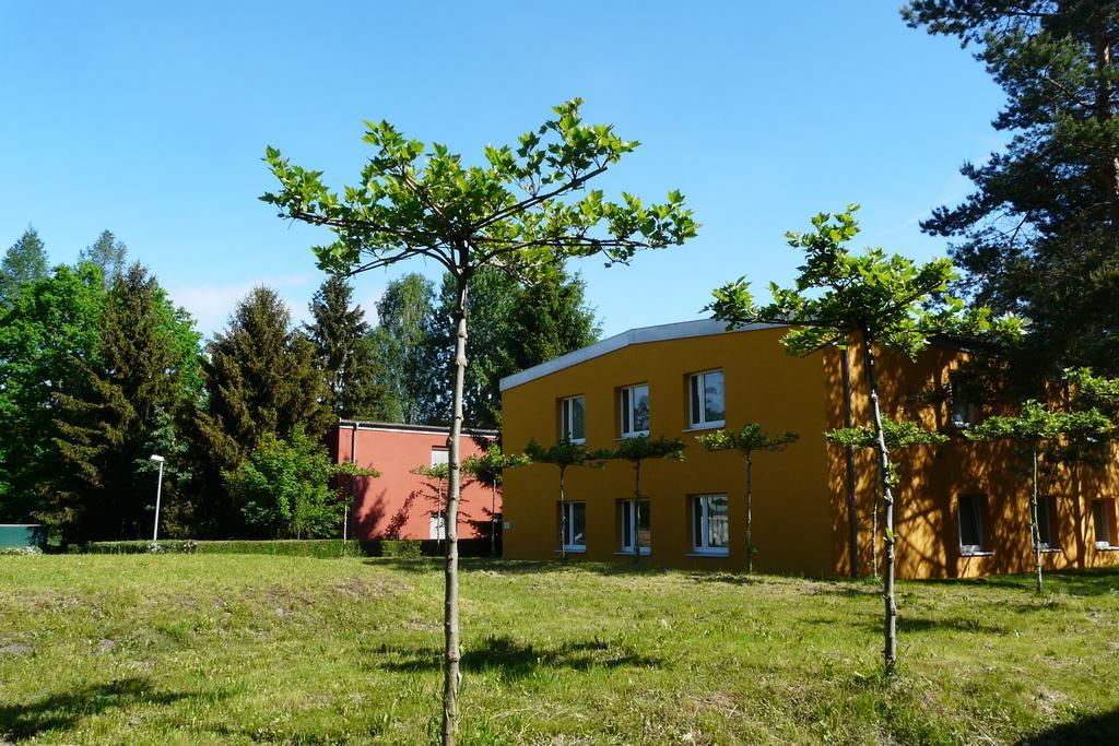 Hotel Kreuzbruchhof Burg Stargard Экстерьер фото